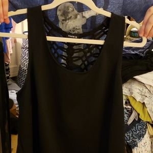 Size 3 Torrid (3x) black top with webbing on back